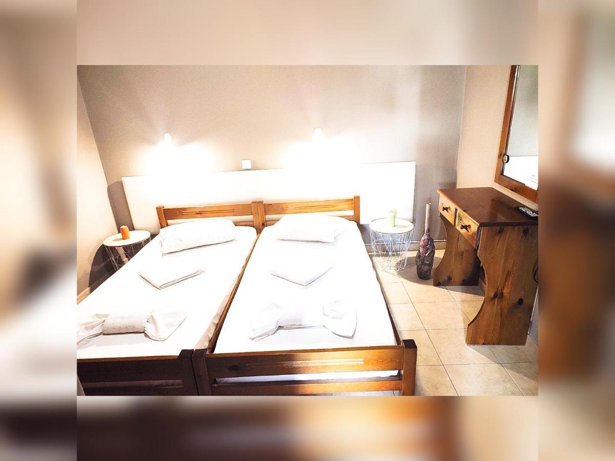 Ferienwohnung Le Stanze Del Tramonto Di Eleni Lipsi Exterior foto